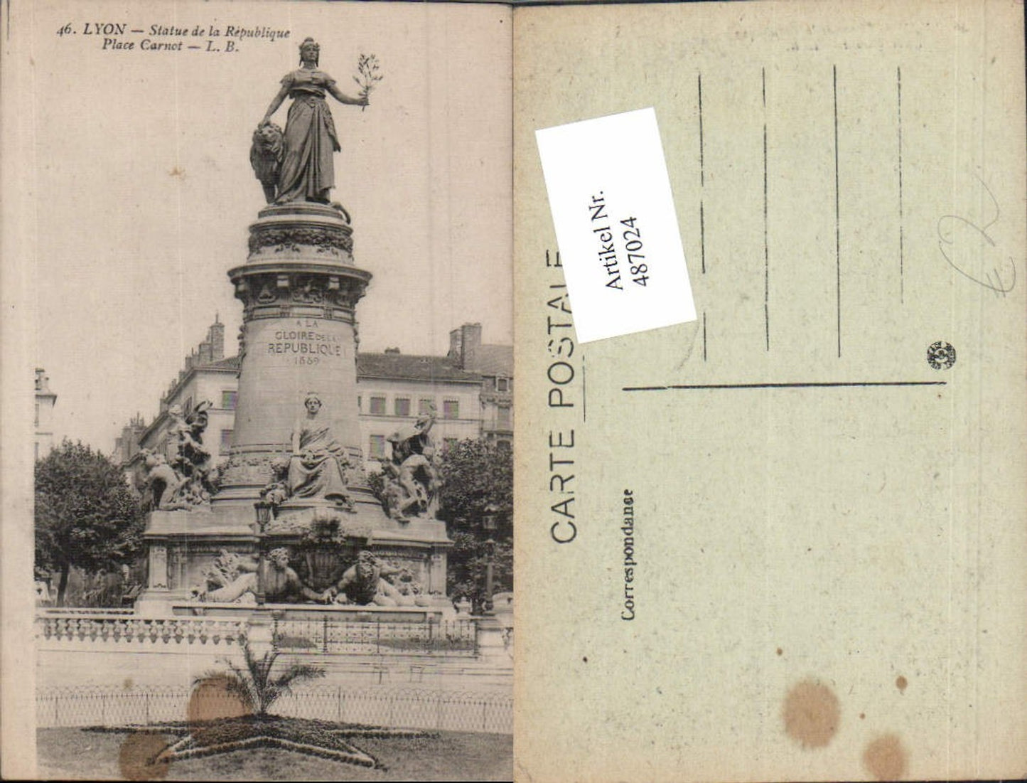 487024,Lyon Statue de la Republique Place Carnot