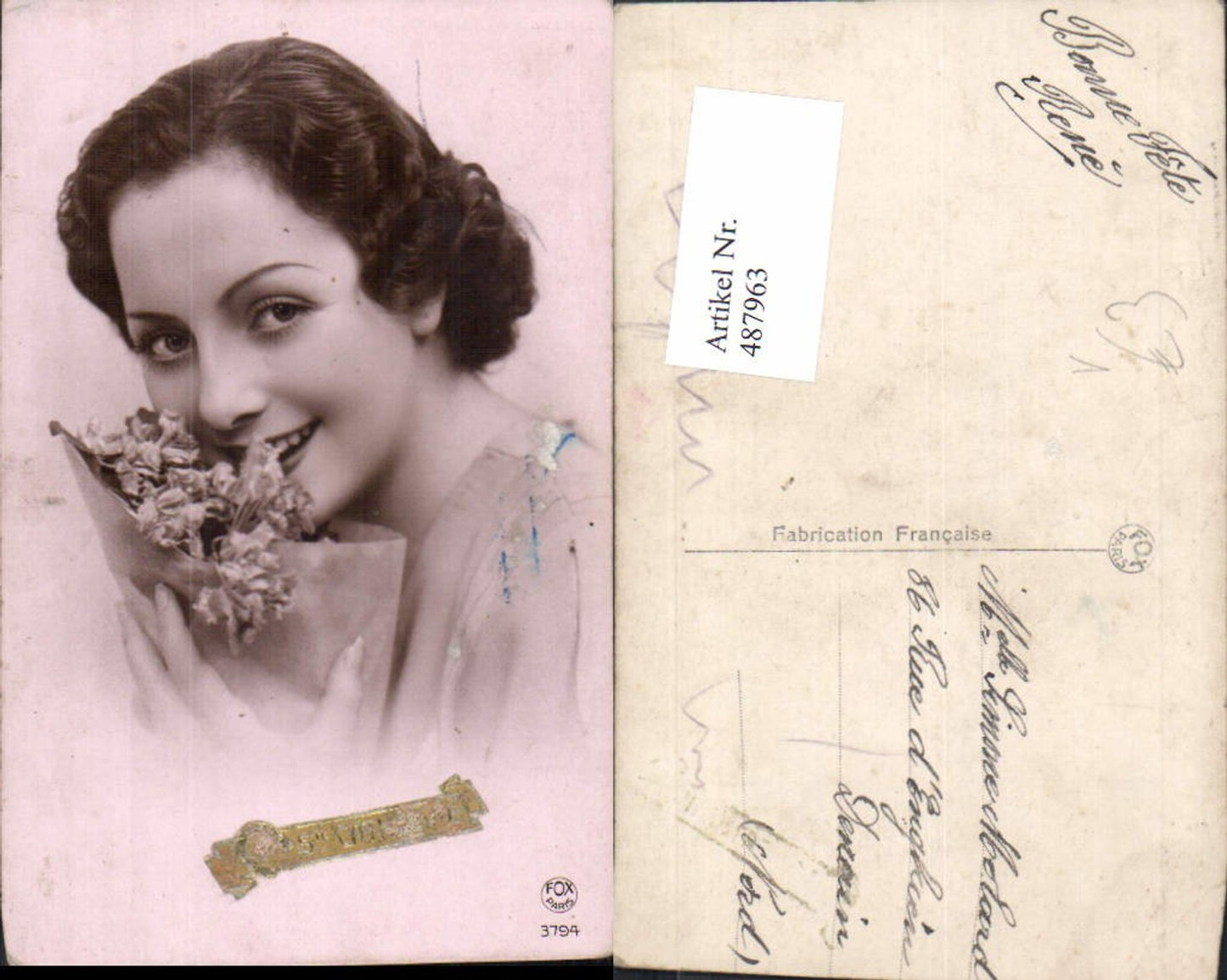 487963,Frau Lockenkopf Portrait Blumen Ste Catherine pub FOX Paris 3794