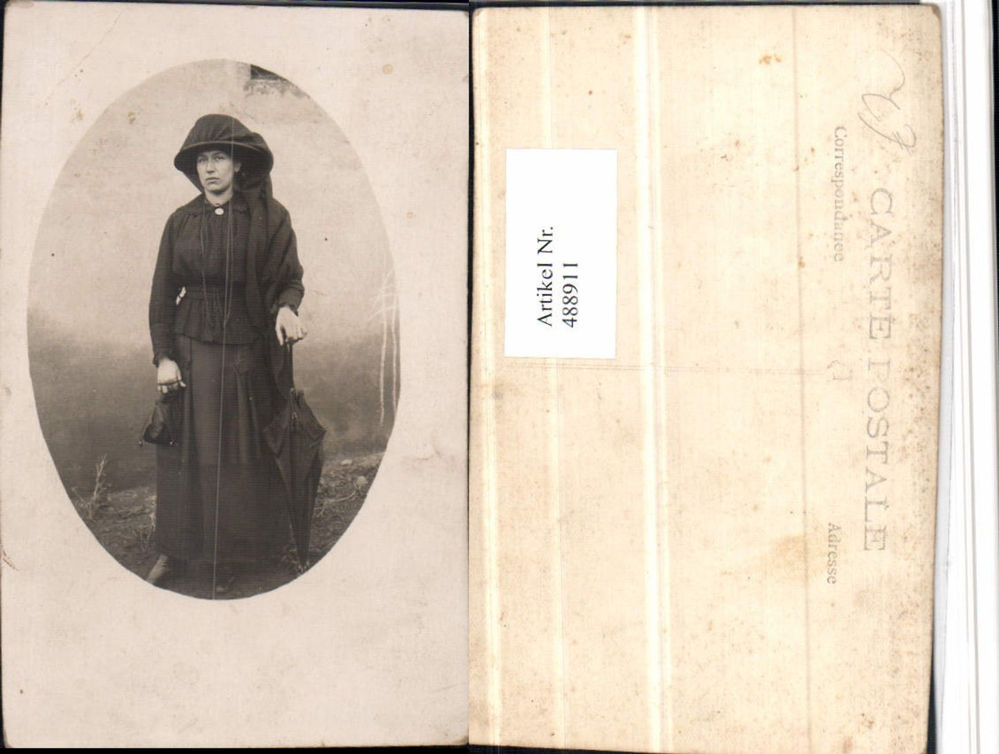 488911,Foto AK Frau mit Schirm Hut Mode Tasche