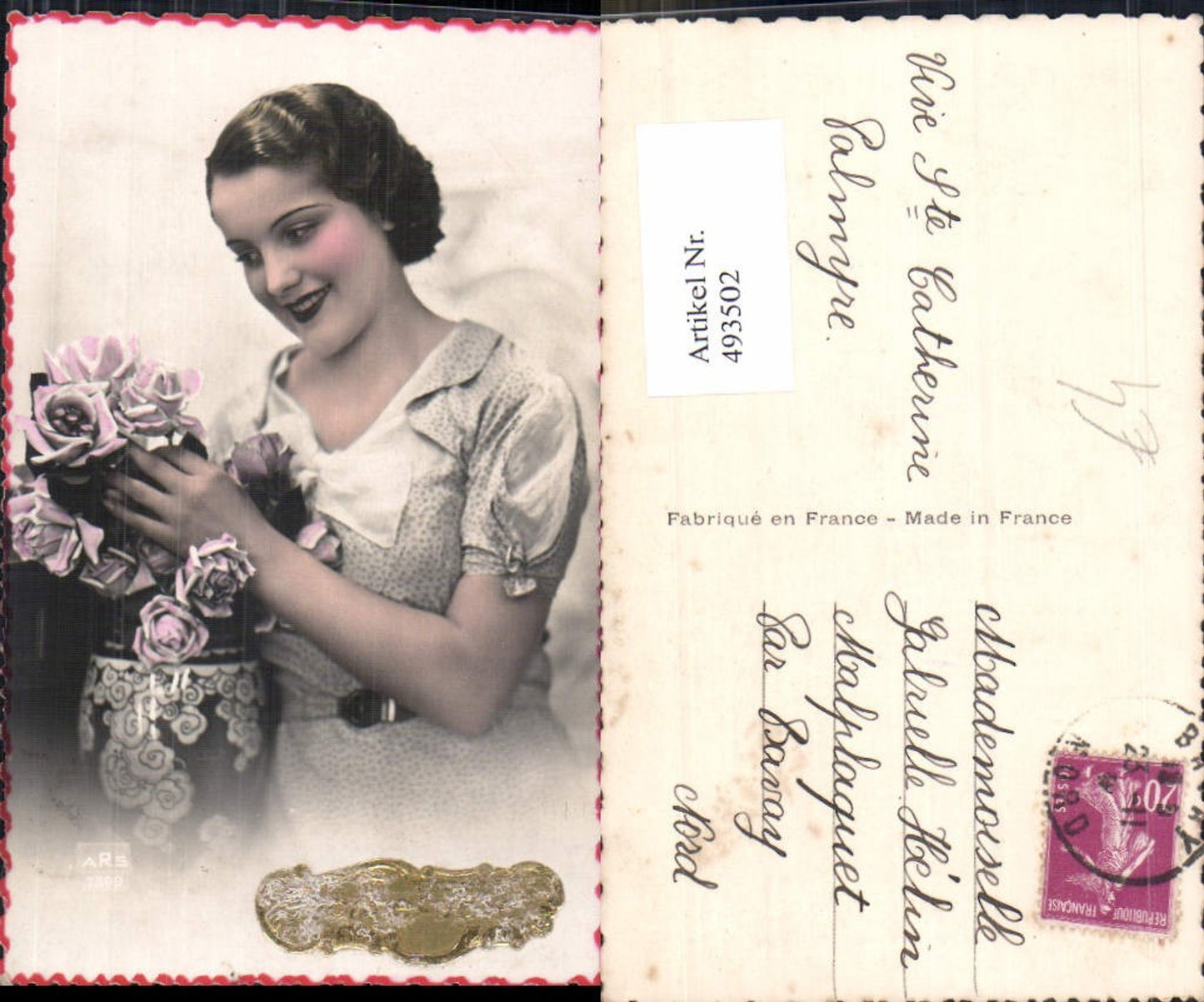 493502,Frau Kleid Vase m. Blumen Rosen