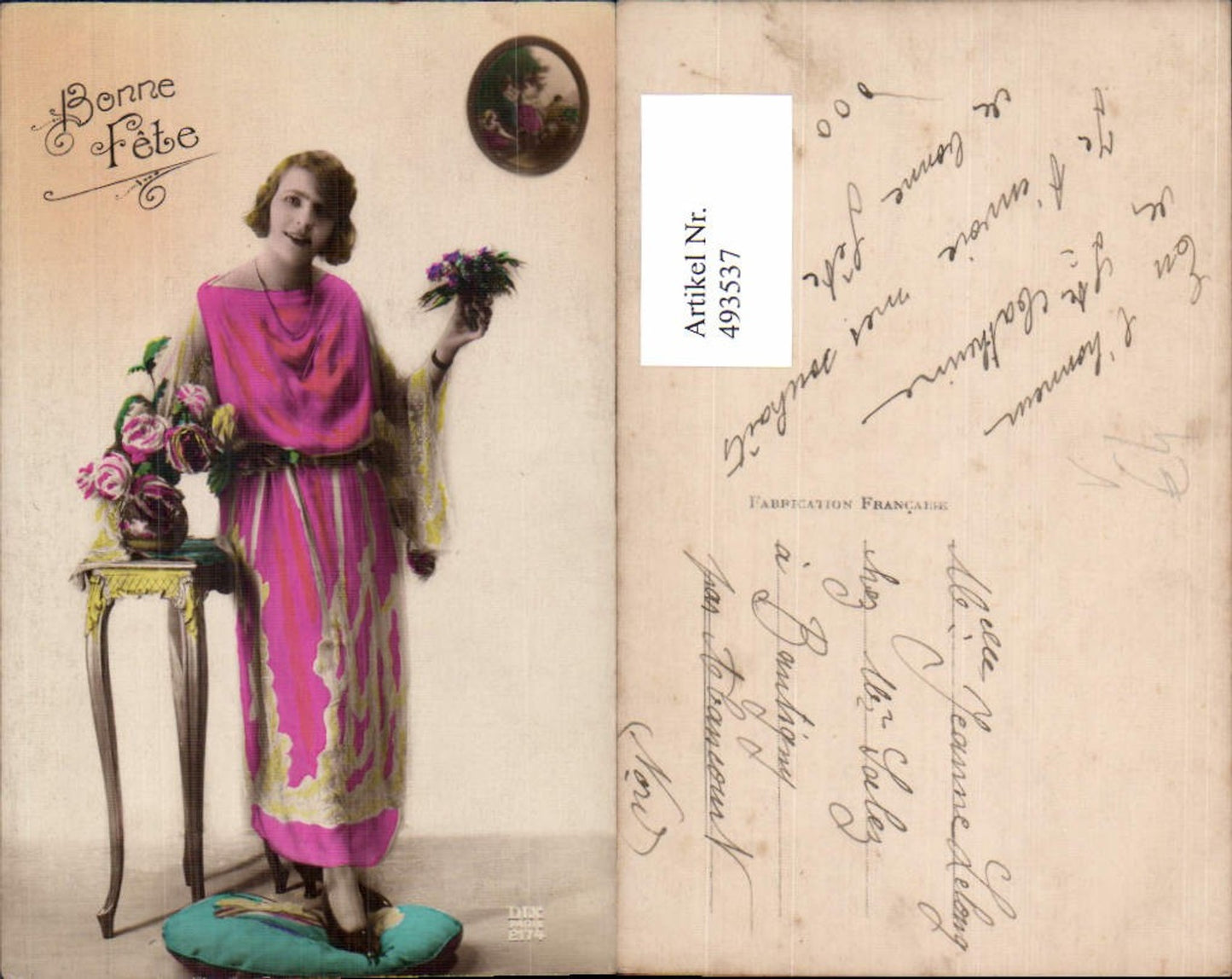 493537, Woman's dress, flower table, vase, roses, bouquet, Bonne Fete pub DIX Paris 2174
