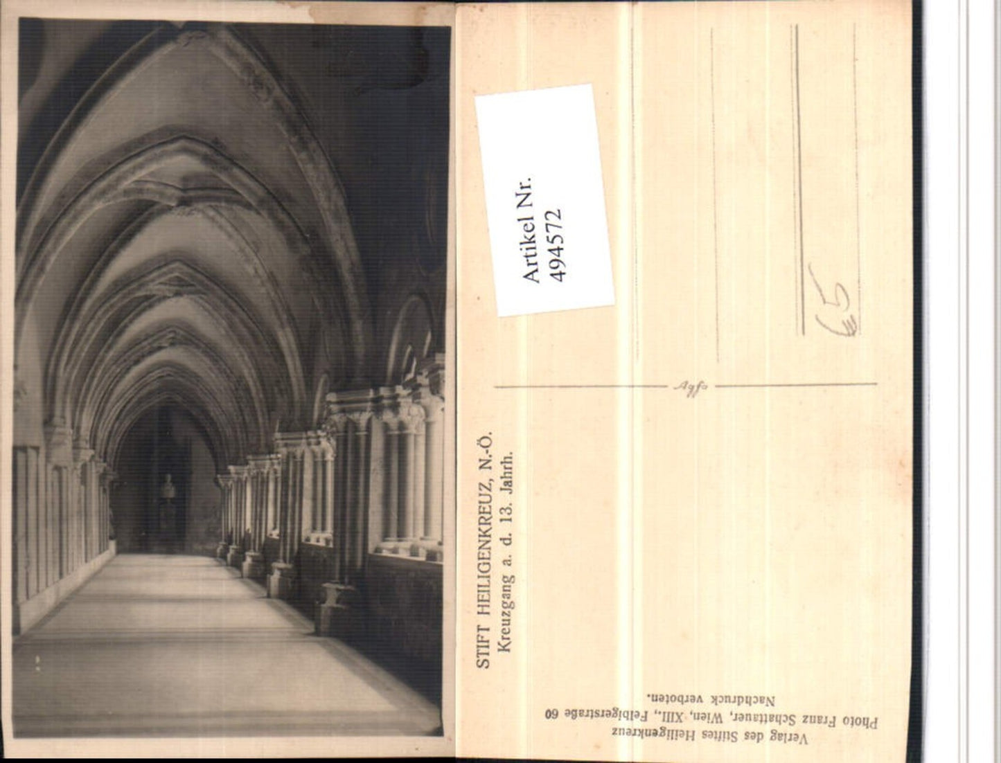 494572,Stift Heiligenkreuz Kreuzgang Gang