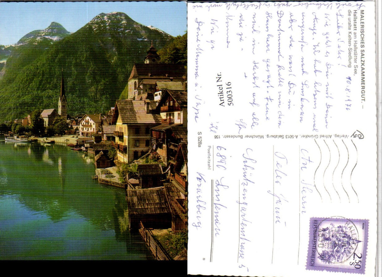 500316,Hallstatt am See Teilansicht Kirchen Bergkulisse pub Cosy