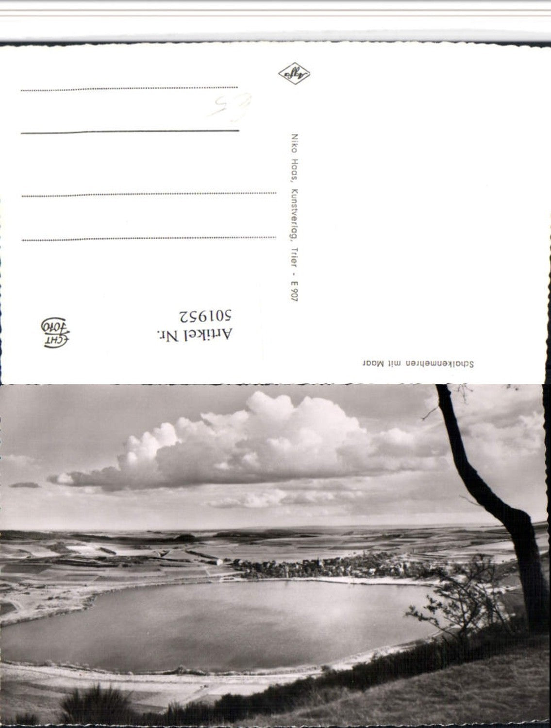 501952,Schalkenmehren Teilansicht m. Maar