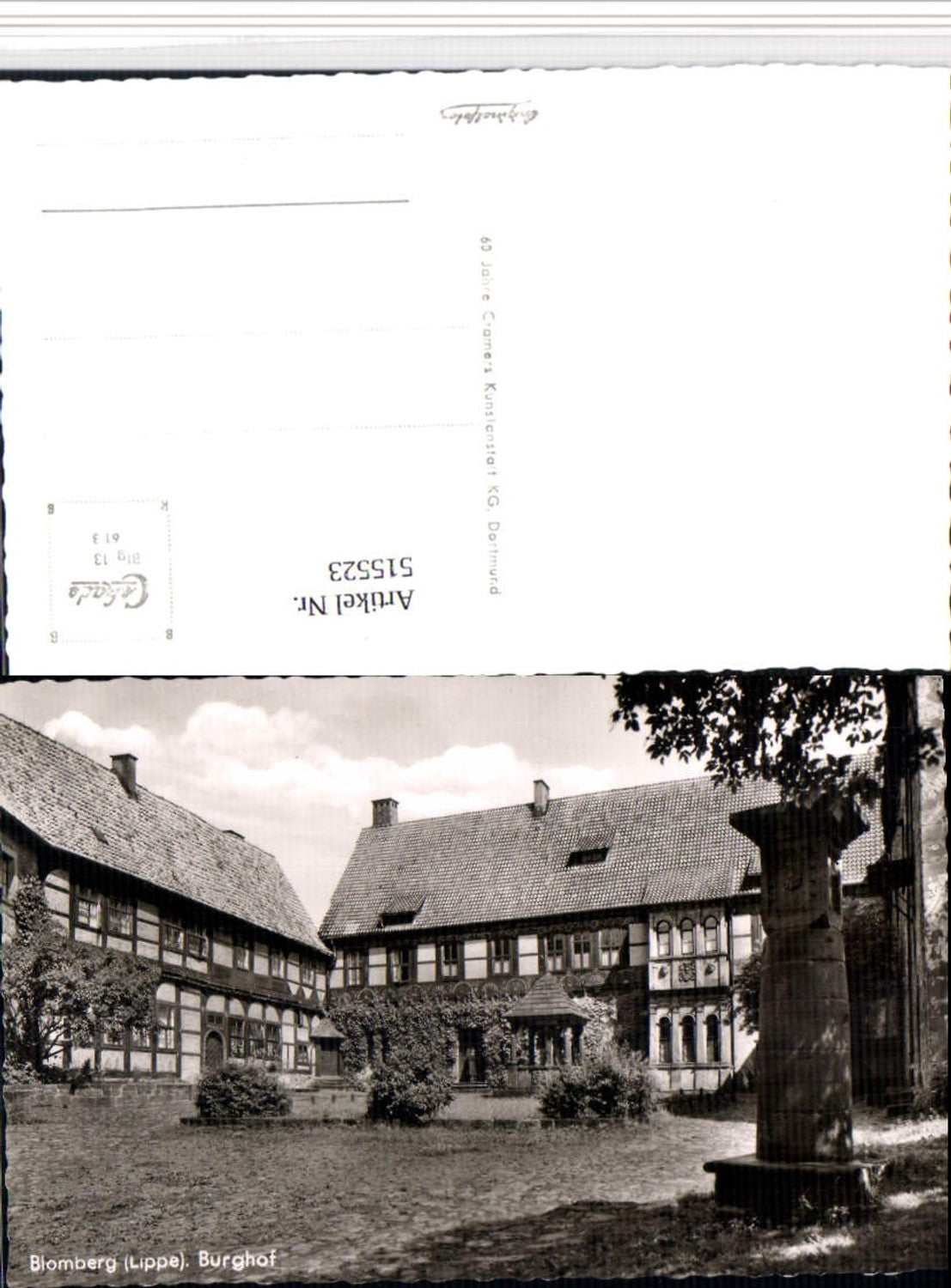 515523,Blomberg Lippe Burghof Brunnen