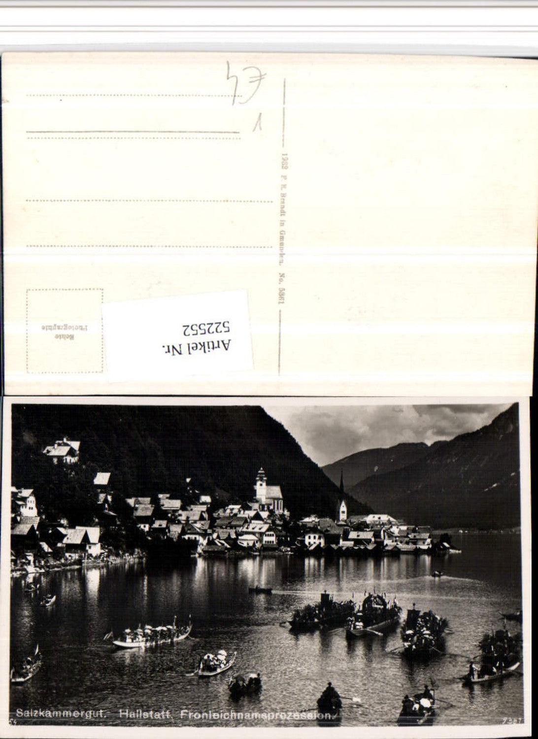 522552,Hallstatt Teilansicht Fronleichnamsprozession Boote pub Brandt 5361
