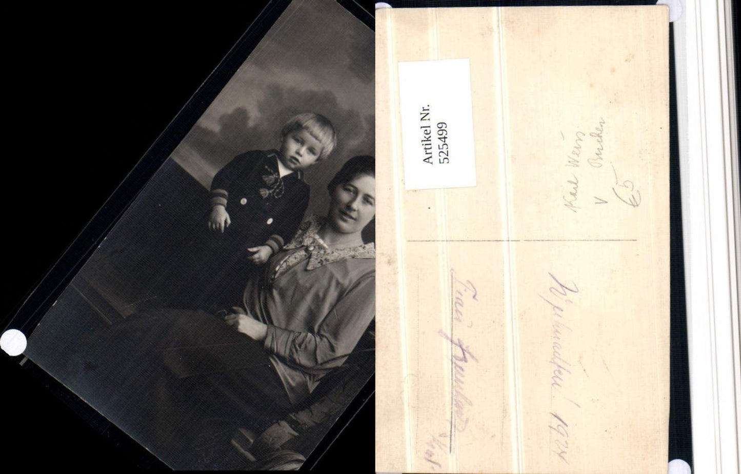 525499,Foto-AK Atelier Karl Weiss Buchen Kleiner Junge m. Frau Mutter