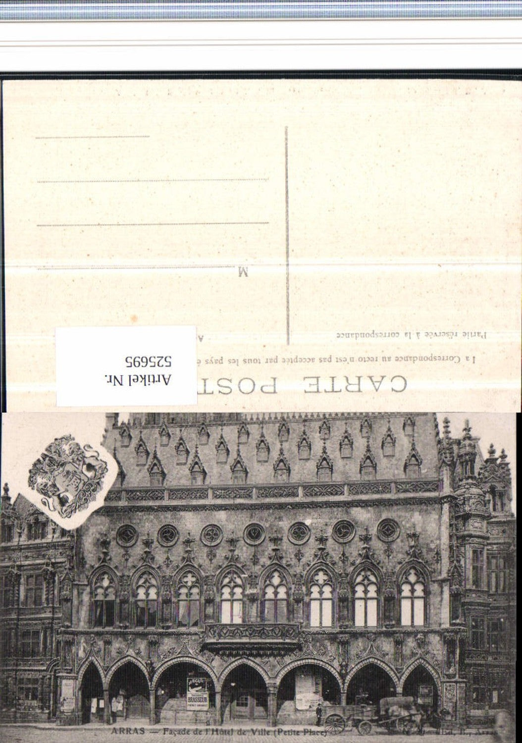525695,Nord Pas de Calais Arras Kutsche Rathaus