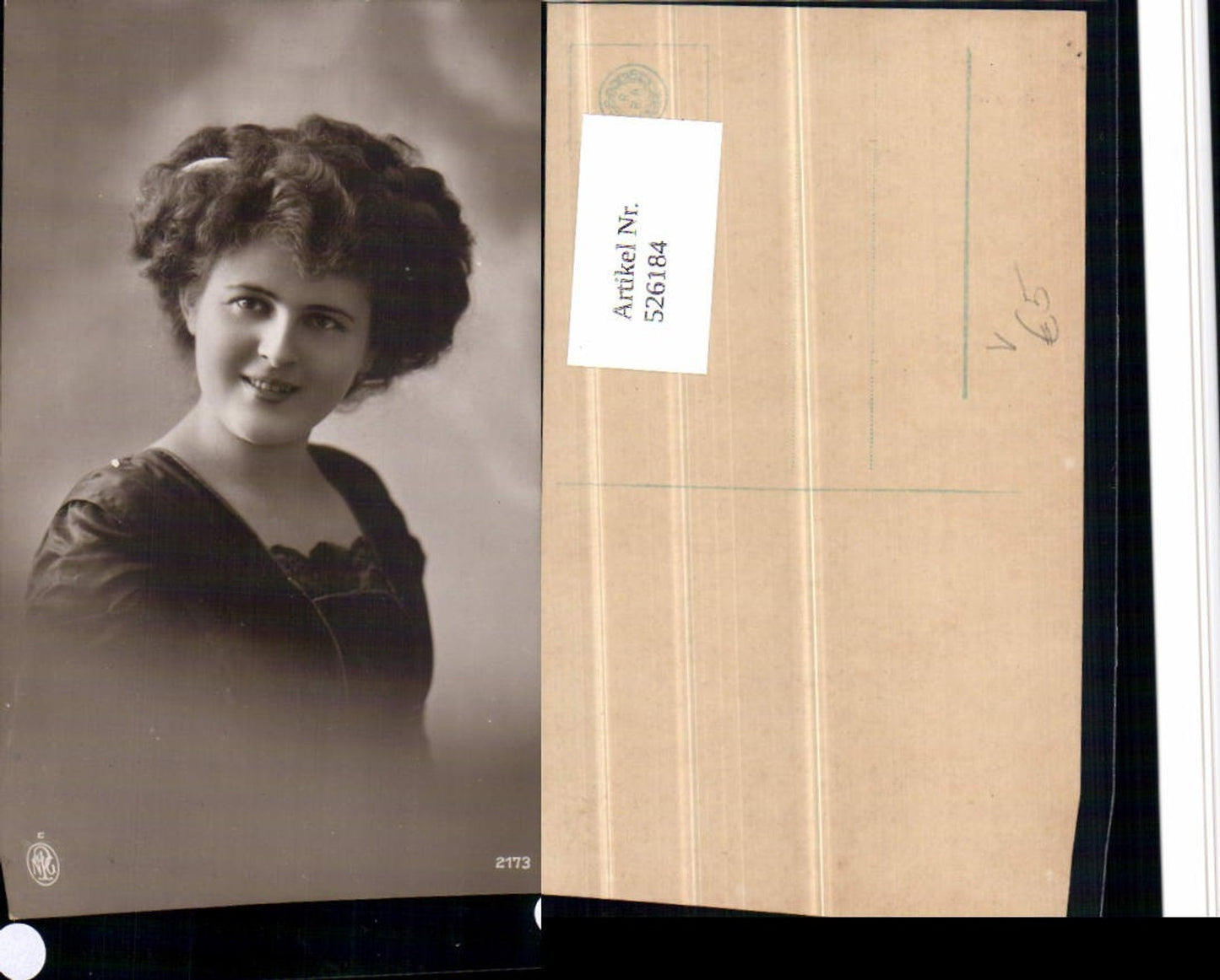 526184,Foto-AK tolles Frauen Portrait Frau Bluse pub NPG 2173