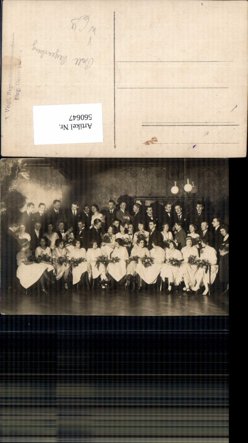 560647,Foto Ak Regensburg Ball Veranstaltung Gruppenbild pub A. Vogl
