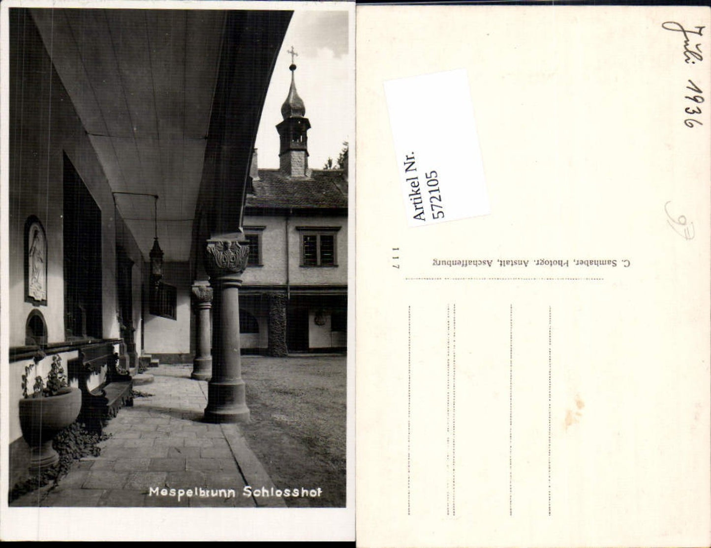 572105,Mespelbrunn Schloss Schlosshof