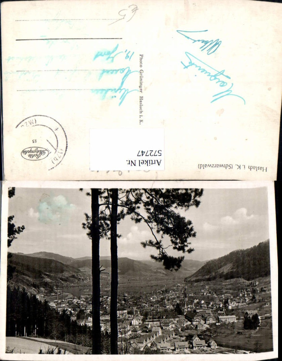 572747,Foto Ak Haslach im Kinzigtal Schwarzwald Totale Baum i. Vordergrund