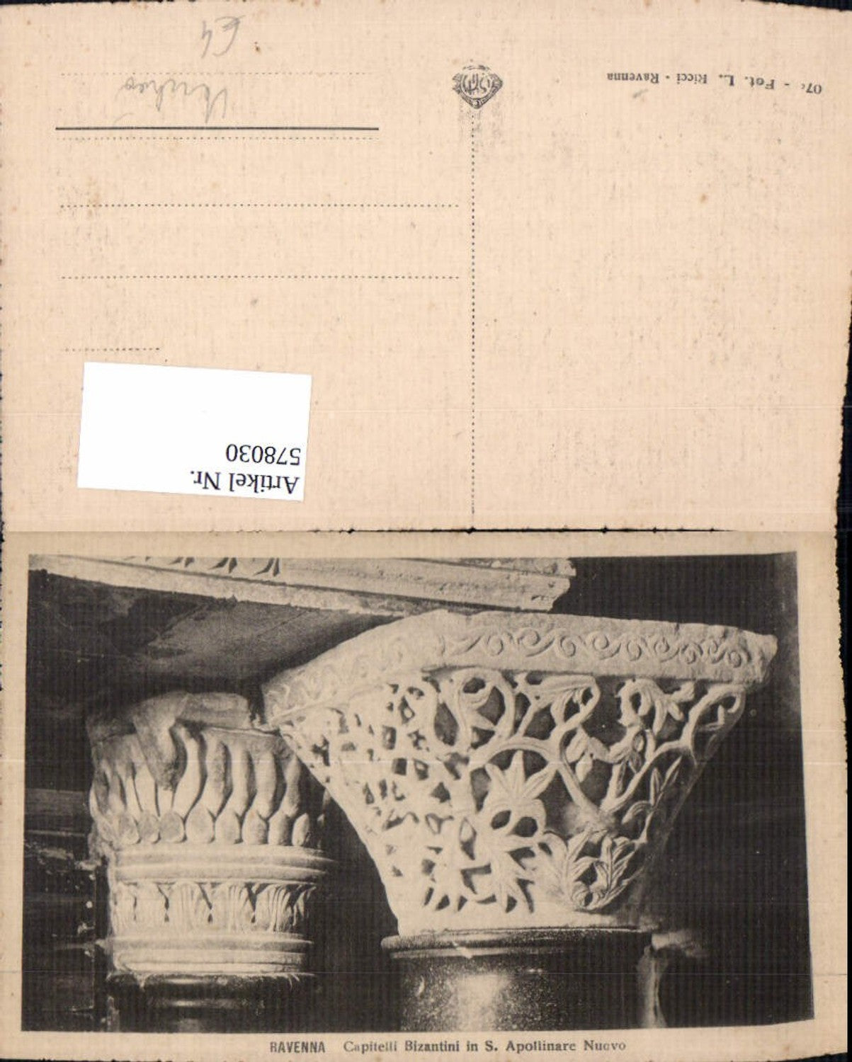 578030,Ravenna Capitelli Bizantini in S. Apollinare Nuovo Archäologie Ausgrabung
