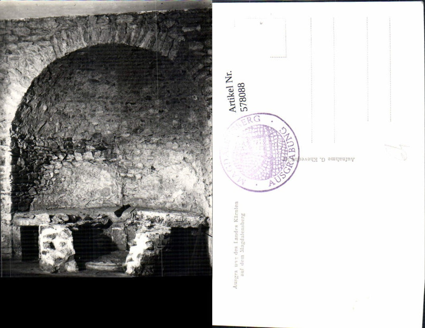 578088,Magdalensberg Kärnten Kelt. Röm. Versammlungsraum hl. Brunnen Archäologie Ausgrabung