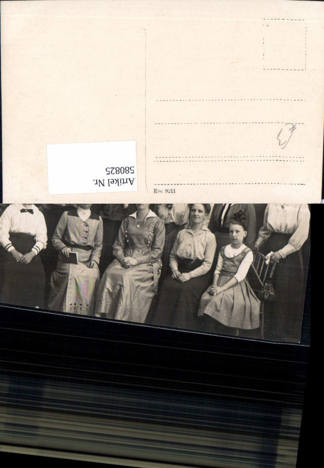 580825,Foto Ak Gruppenbild Frauen Uniform Matrosenanzug