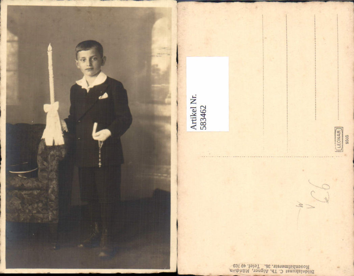 583462,Fotokunst C. Th. Aigner München Junge Kerze Erstkommunion