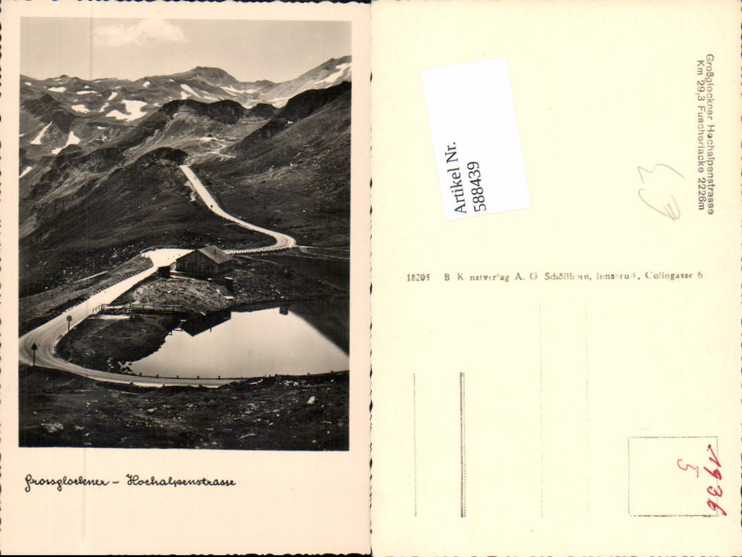588439,Grossglockner Hochalpenstrasse Heiligenblut See haus