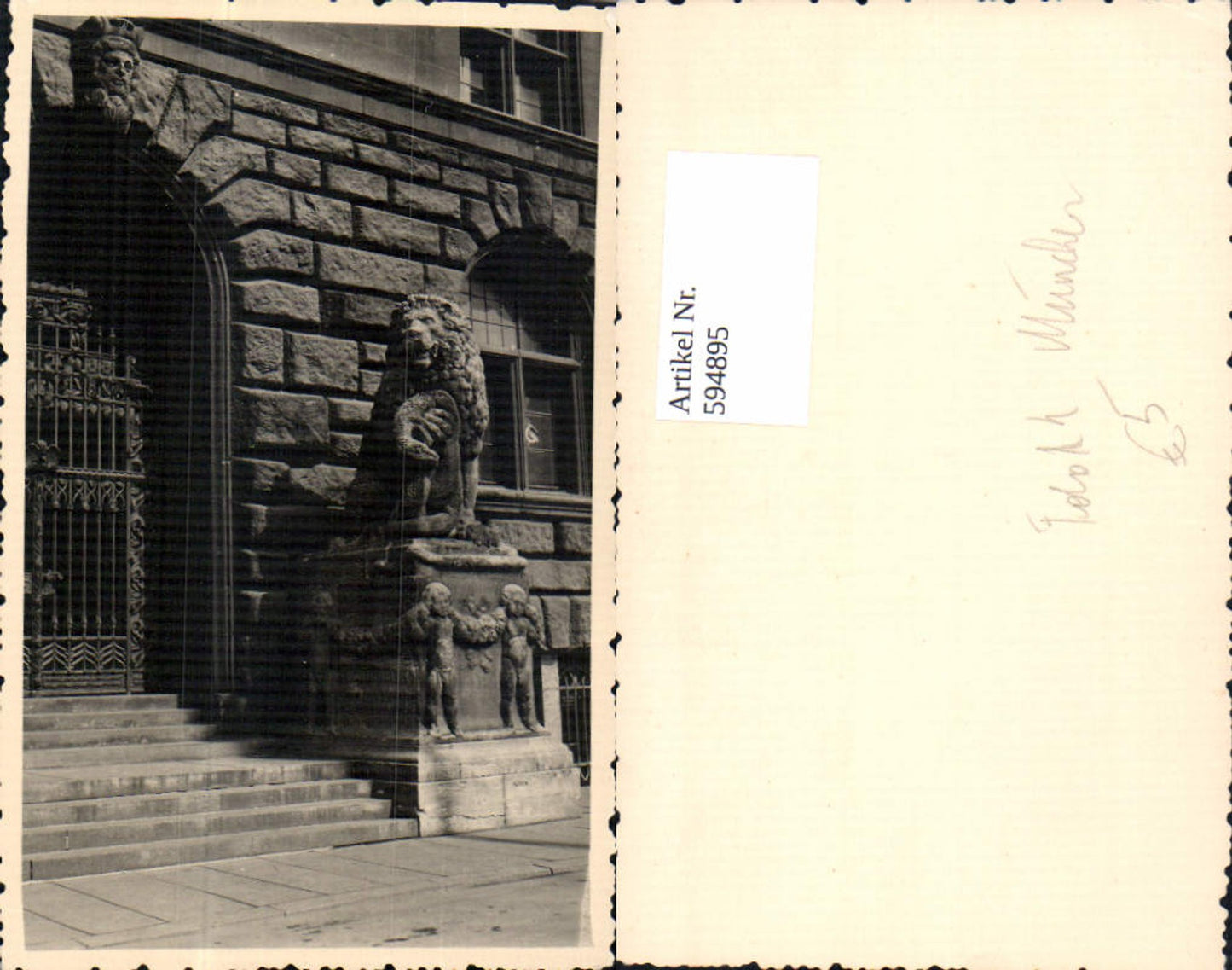 594895, Photo AK Munich View Lion Monument
