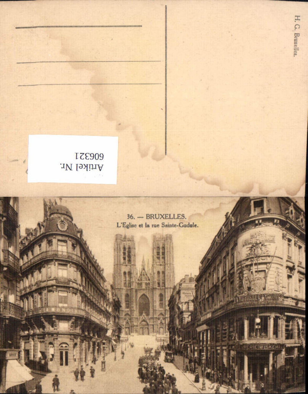 606321,Brüssel Bruxelles L Eglise et la rue Sainte-Gudule Kirche