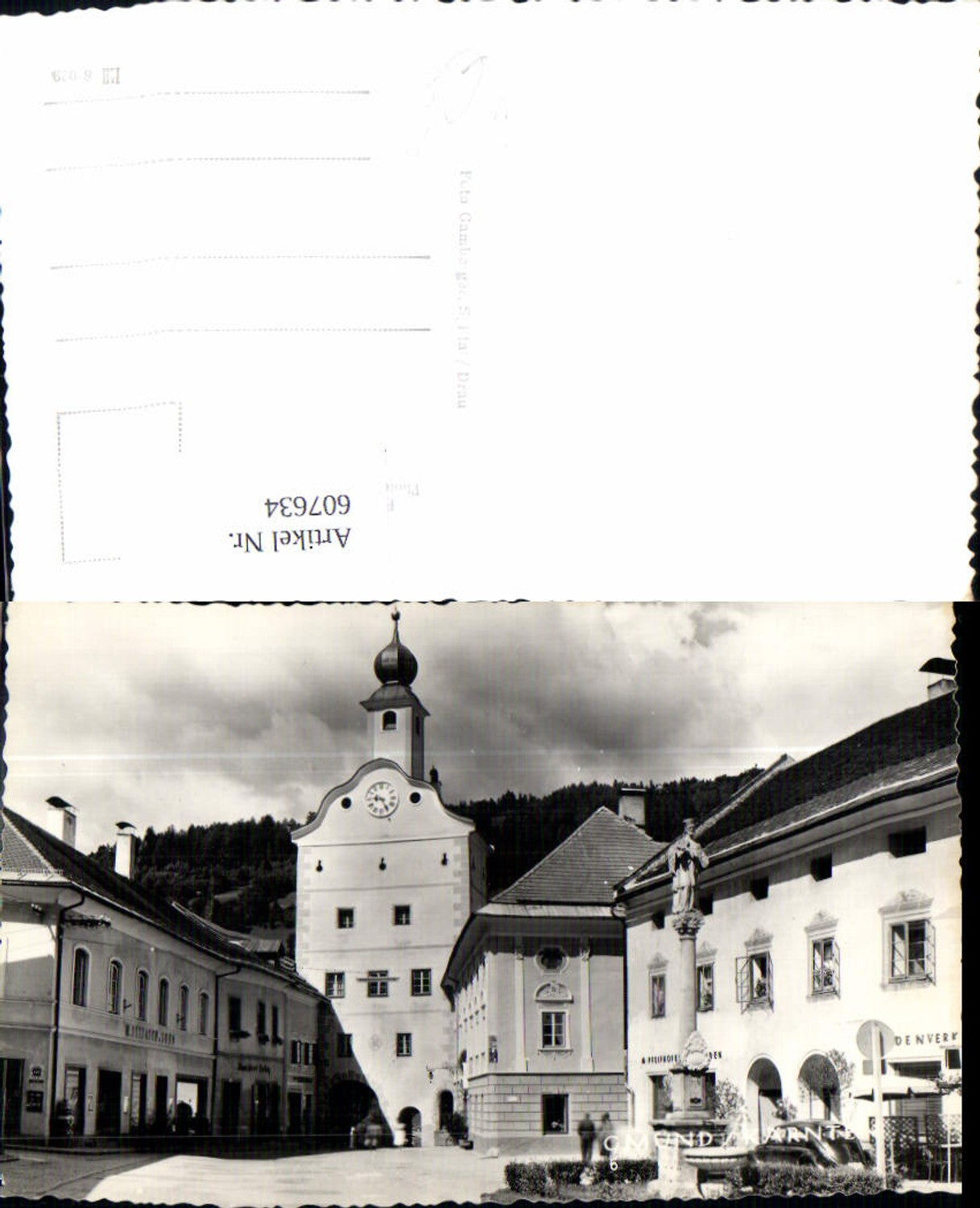 607634,Foto Ak Gmünd i. Kärnten Brunnen VW Käfer