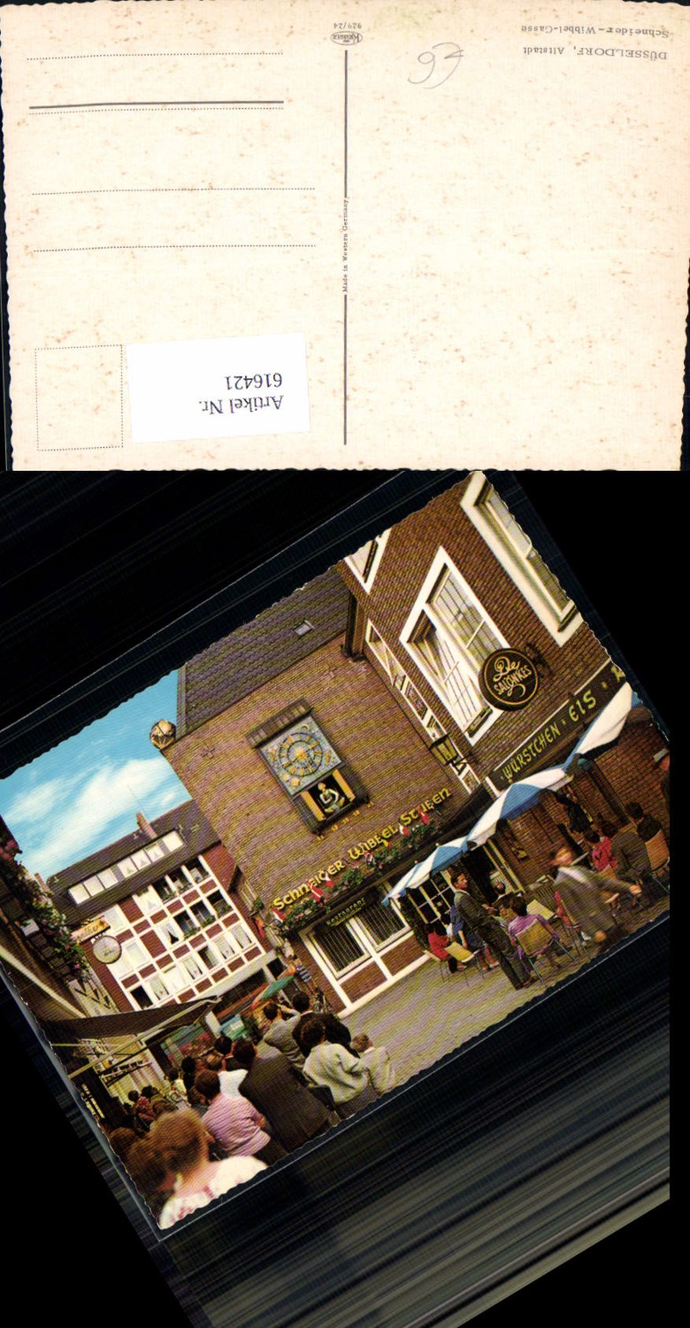 616421,Düsseldorf Altstadt Schneider Wibbel Stuben Besondere Uhr Kunstuhr