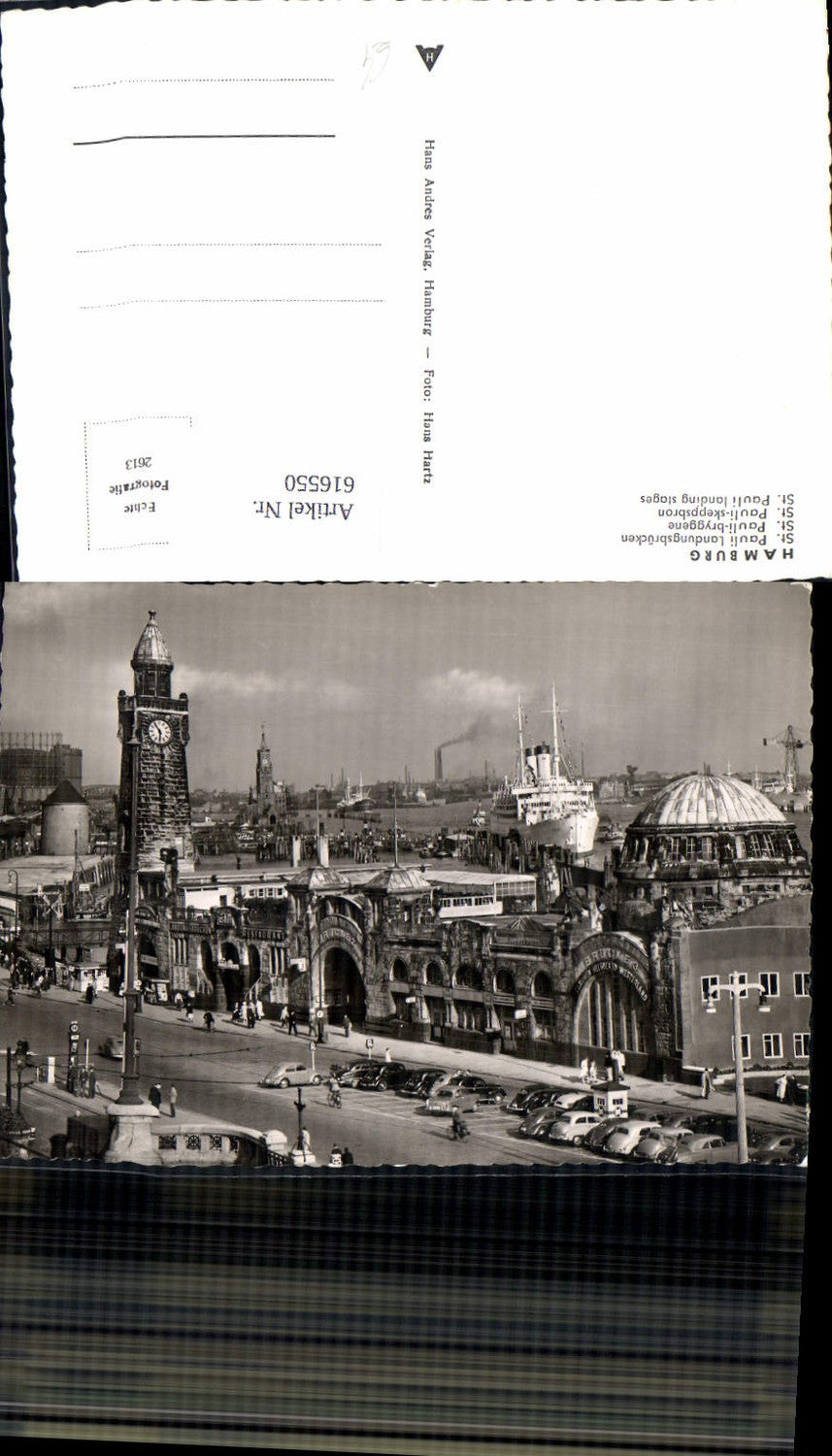 616550,Hamburg St Pauli Landungsbrücken VW Käfer Schiffe Dampfer