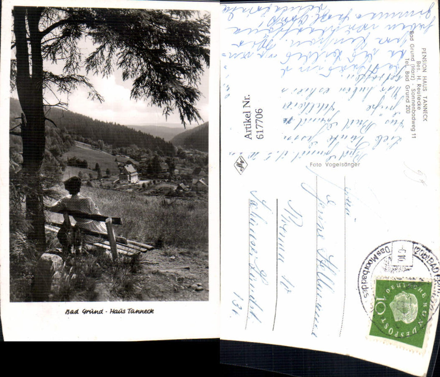 617706,Foto Ak Bad Grund Harz Haus Tanneck Frau a. Bank sitzend