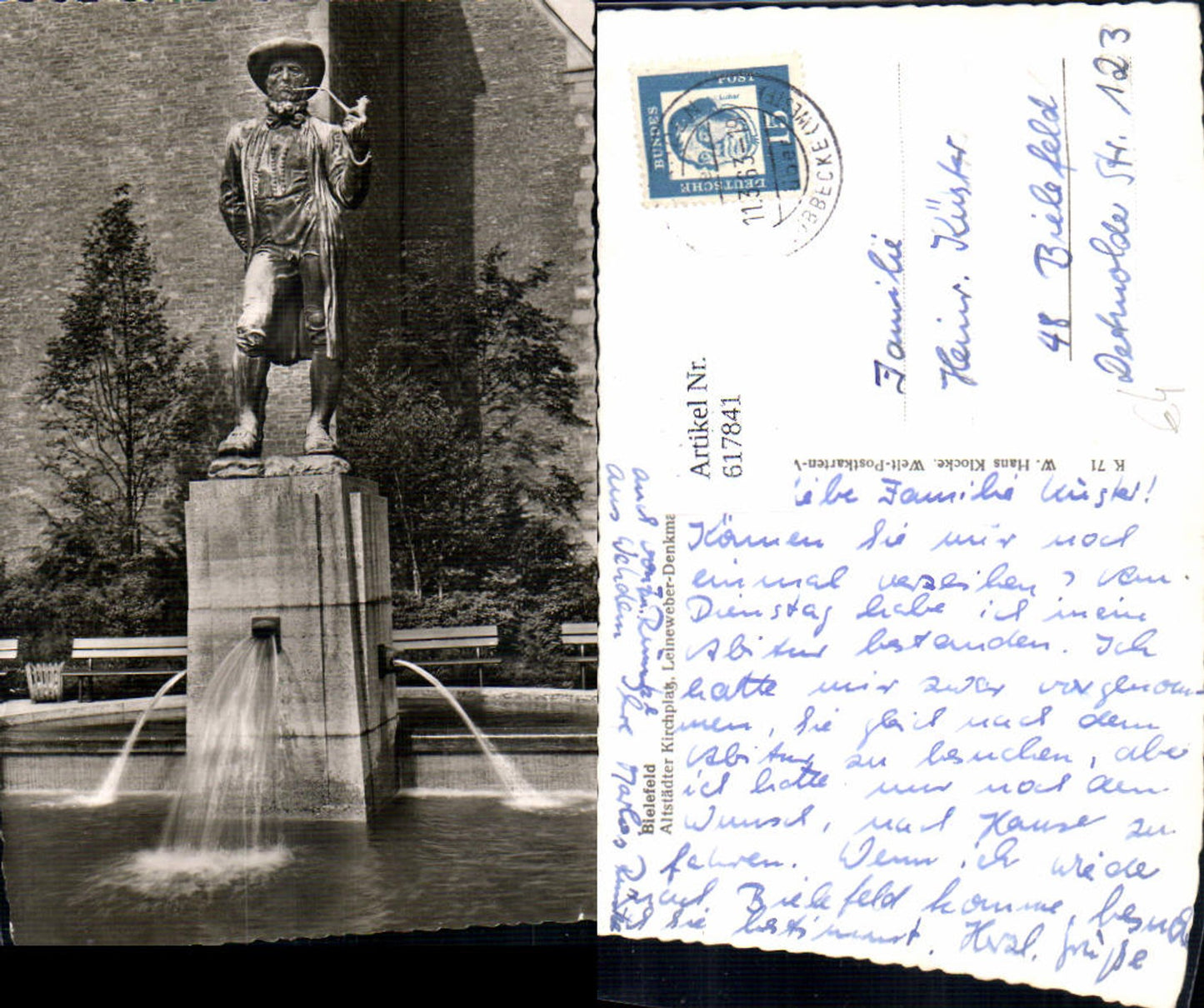 617841,Foto Ak Bielefeld Kirchplatz Leineweber-Denkmal Brunnen