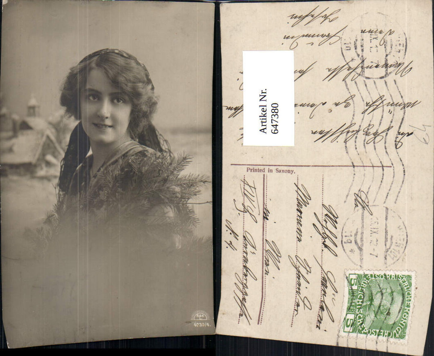647380,Fotokunst Frau Portrait Haarband Tannenzweig