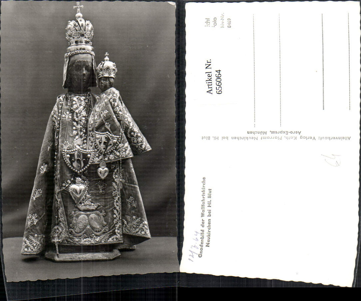 656064,Neukirchen b. Heiligen Blut Gnadenbild d. Wallfahrtskirche mit Festtagsgewand