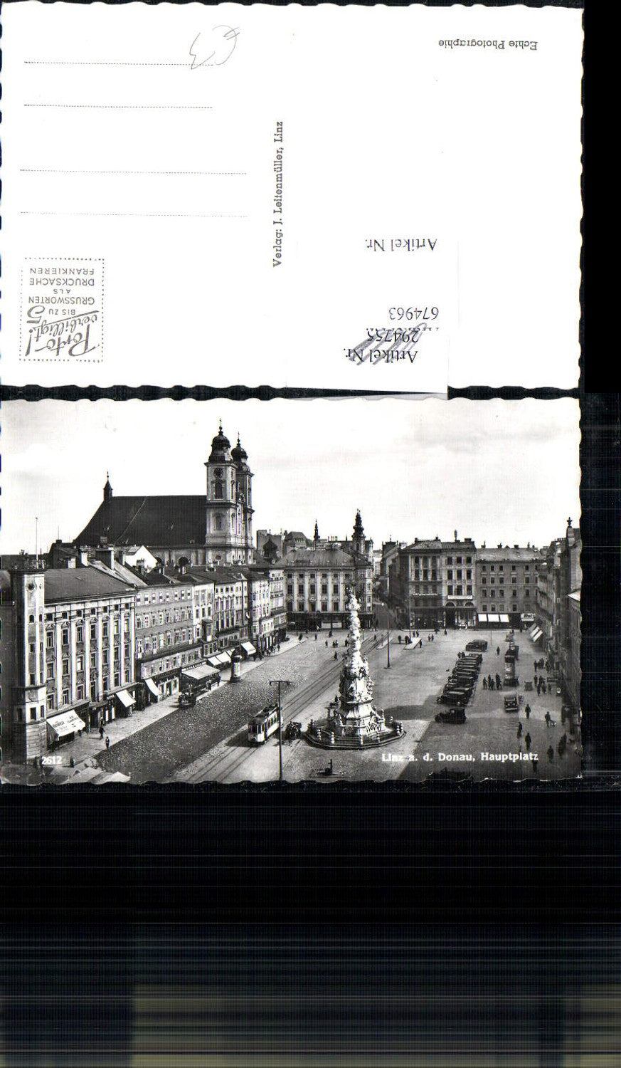 674963,Linz an der Donau Hauptplatz Straßenbahn