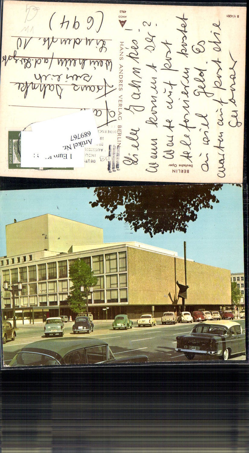 689767 Berlin Deutsche Oper Oldtimer Autos VW Käfer