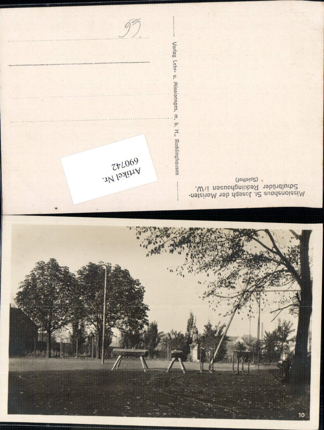 690742 Photo postcard Recklinghausen in Westphalia Mission House St. Joseph