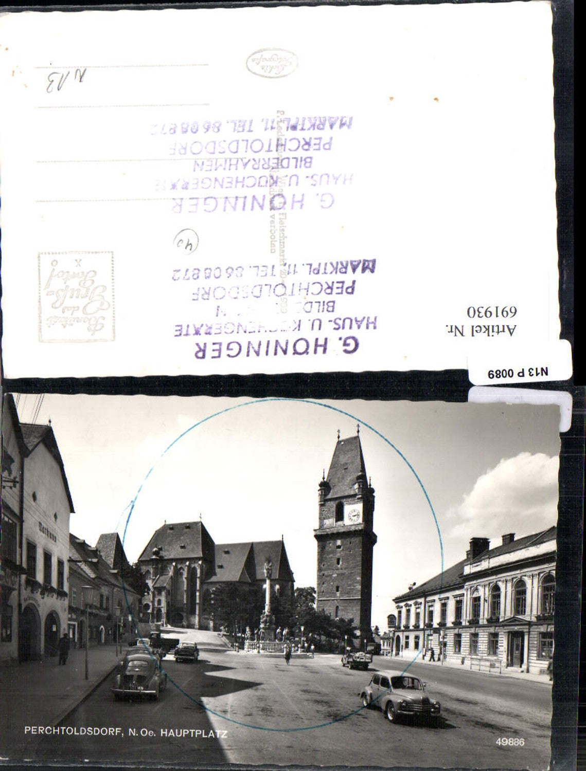 691930 Perchtoldsdorf bei Wien Hauptplatz VW Käfer Oldtimer Autos