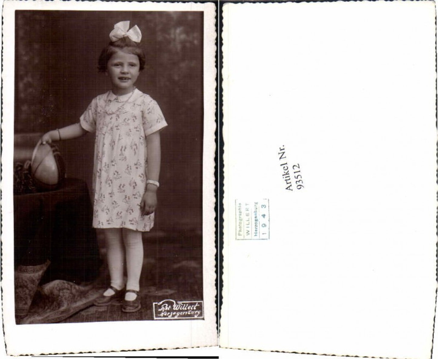 93512,Mädchen m. Ball Kleid Haarschlaufe Schlaufe