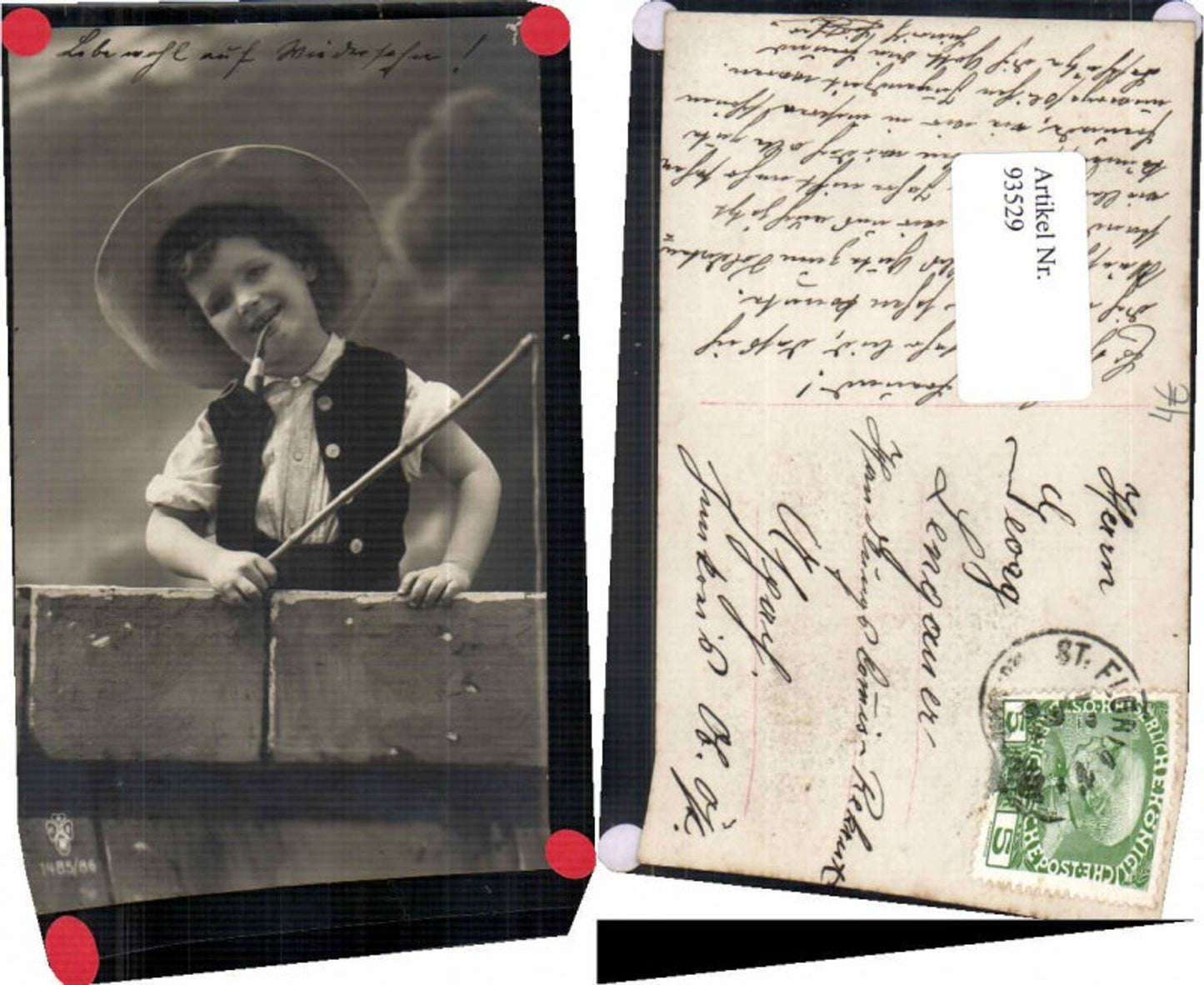 93529,RPH SBW Boy smoking pipe with hat