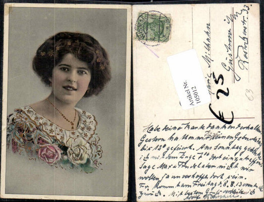 105012, Great portrait postcard of a woman with a glitter necklace and roses