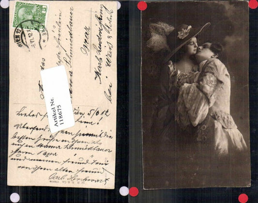 118675,Tolle AK Frau m. Grossen Hut Hat Mode Hutmode küsst Mann