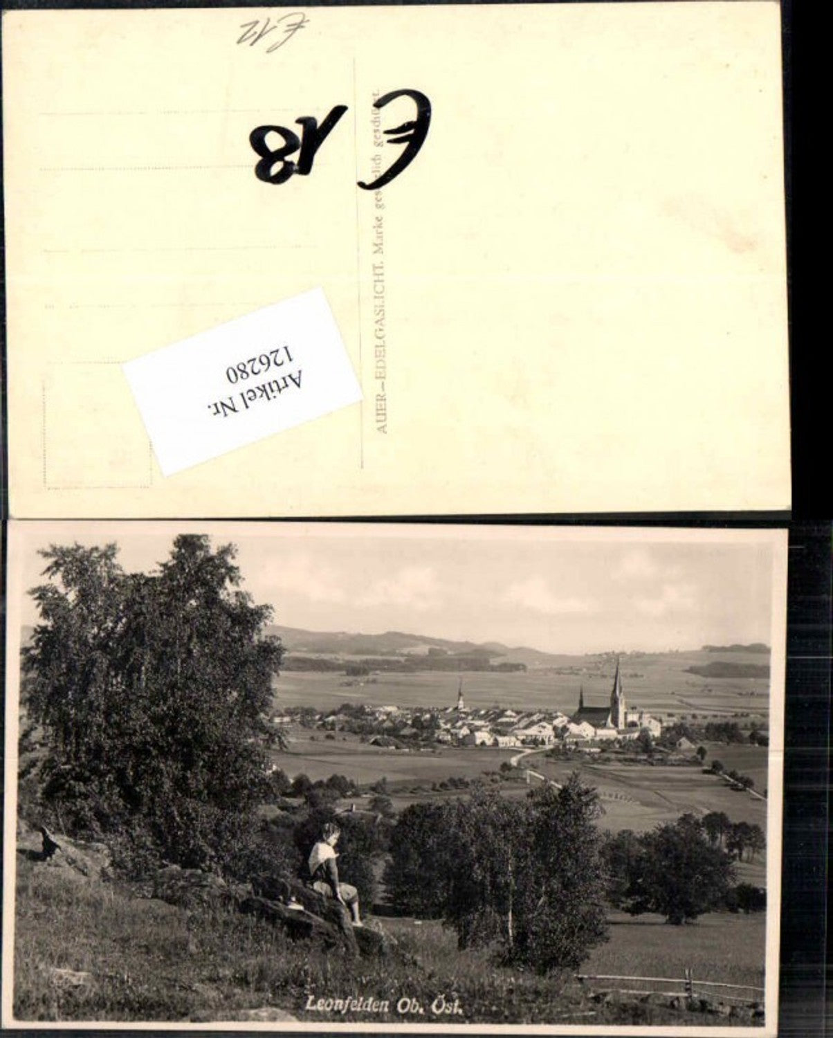 126280,FotoAK Leonfelden bei Linz Kind am Ortsrand 1930