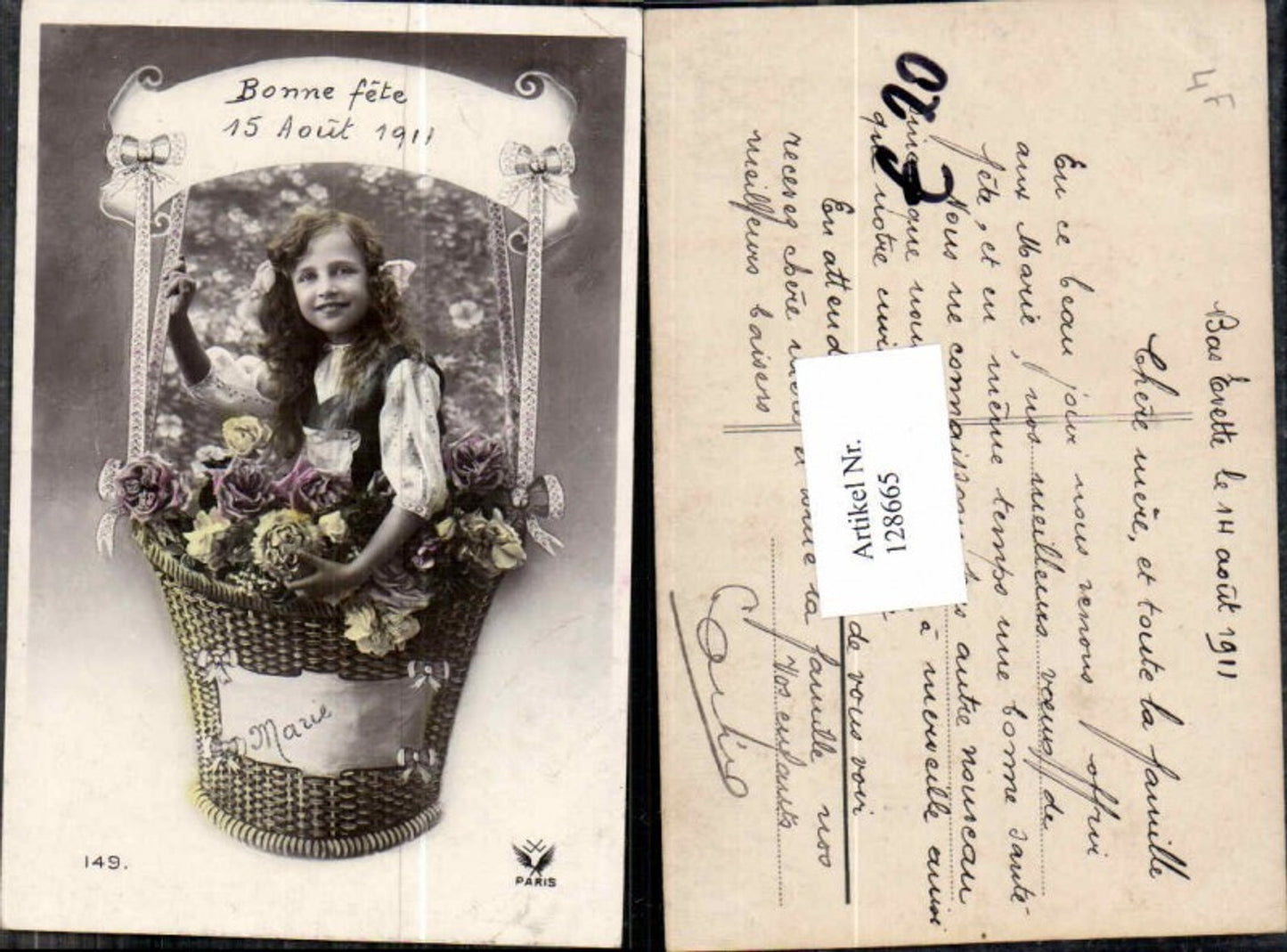 128665,Fotomontage Mädchen in Korb voll Blumen