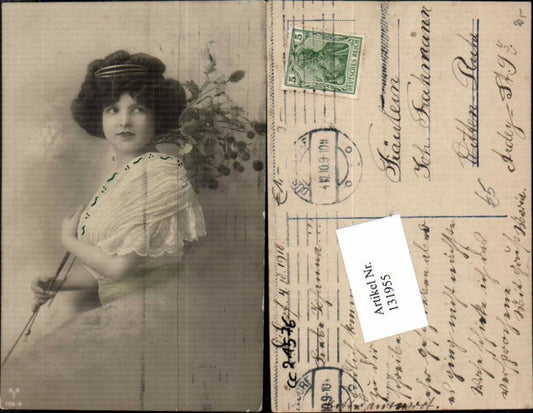 131955,Tolles Portrait Kind Blumen Kleid