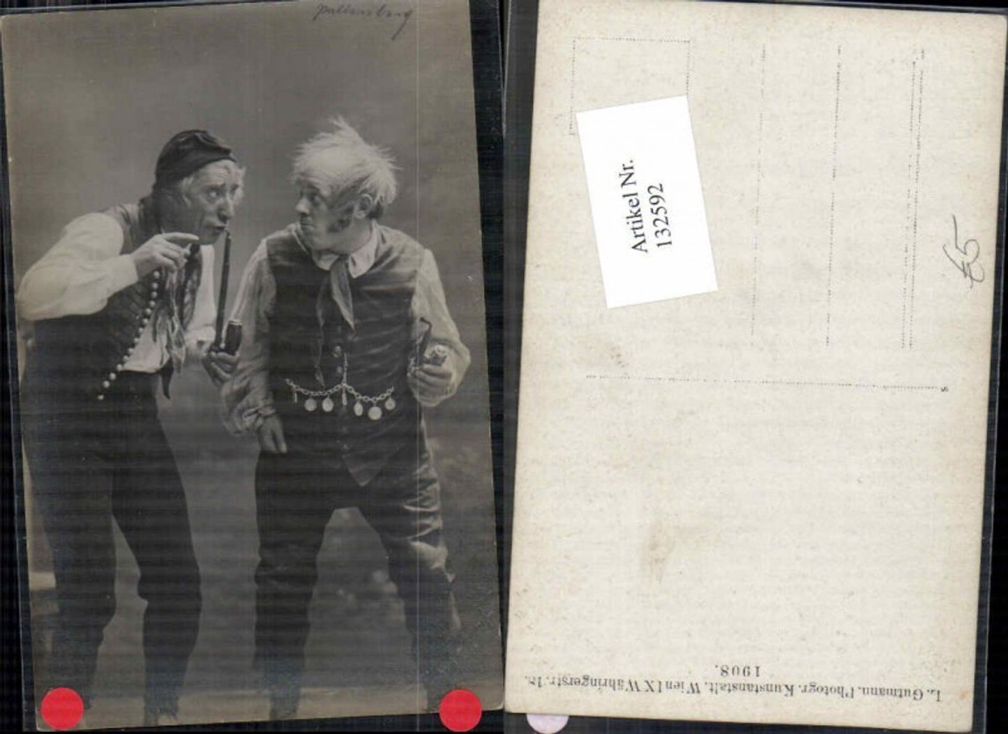 132592,FotoAK 2 Männer m. Pfeife Rauchen Tracht aus Wien Typen