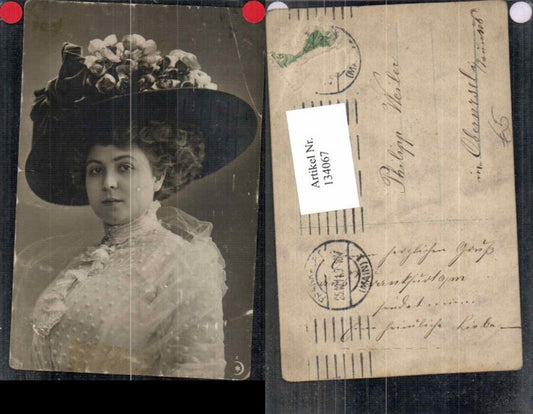 134067,Edwardian Girl Schöne Frau Hutmode Hut Mode Fashion