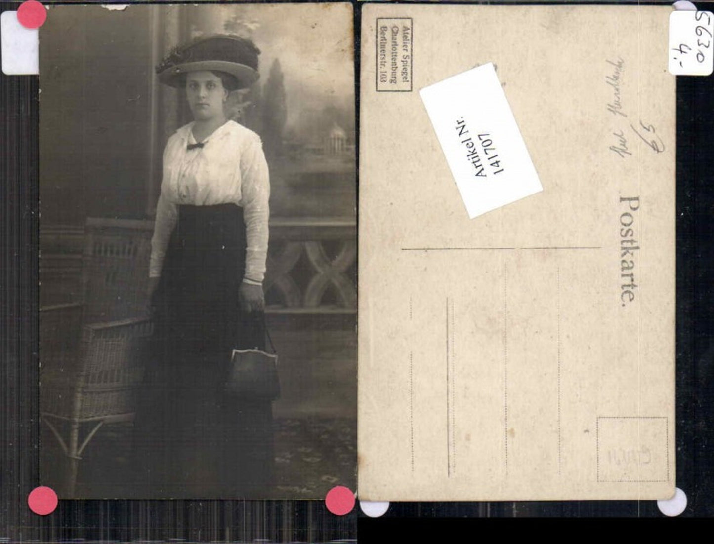 141707, Beautiful woman with hat, hat fashion, fashion handbag, bag, fashion Edwardian girl