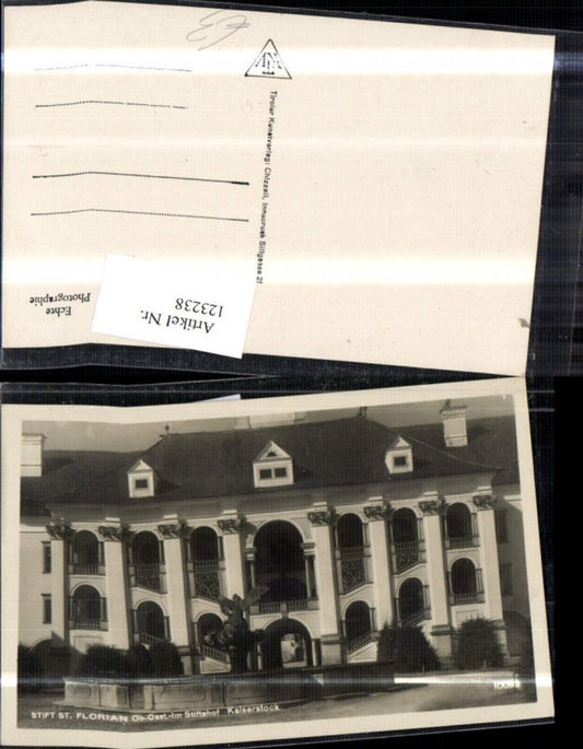 123238,Stift St. Florian im Stiftshof Kaiserstock