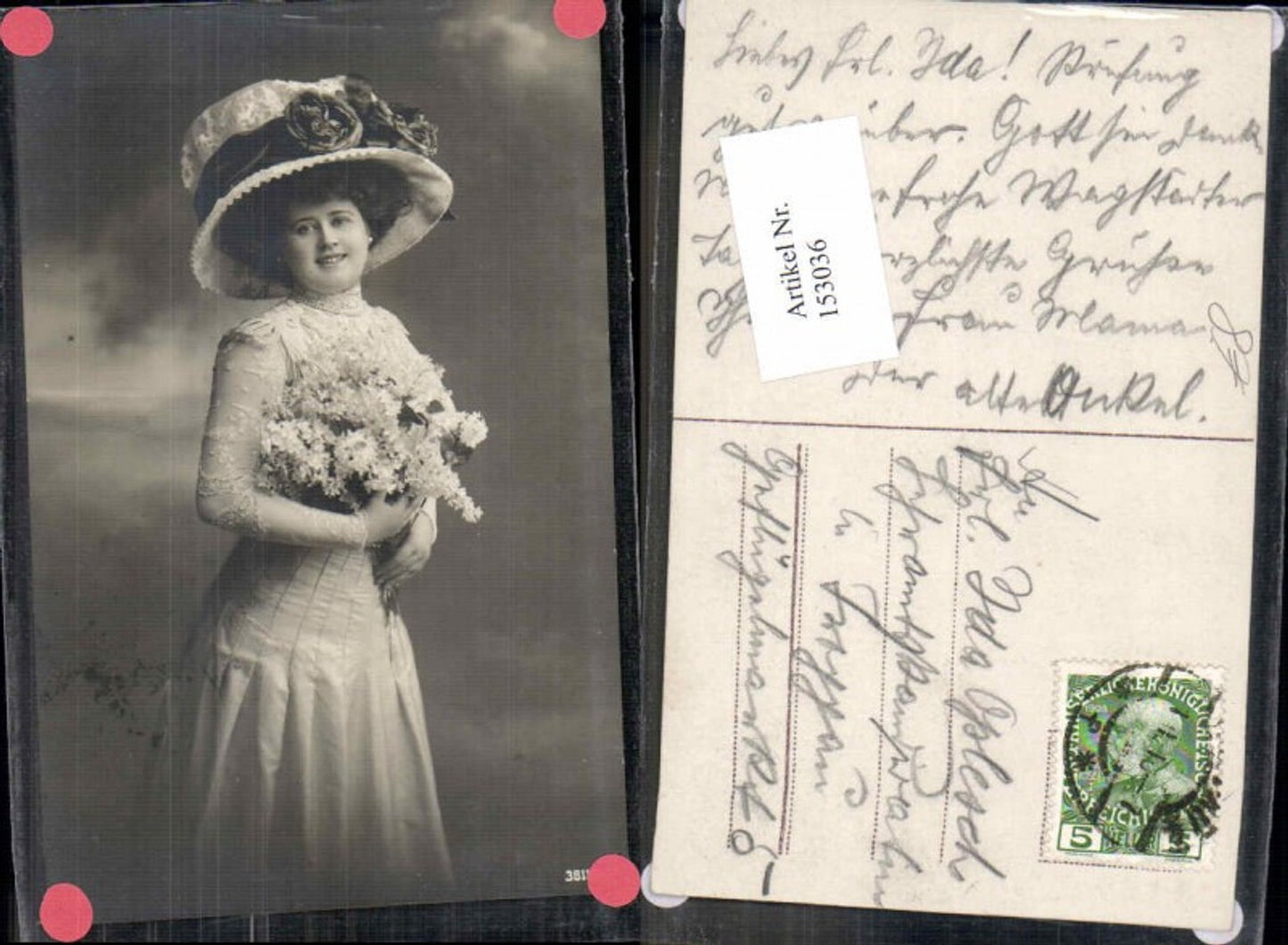 153036,Schöne Frau m. grossen Hut Hutmode Blumen Kleid Mode