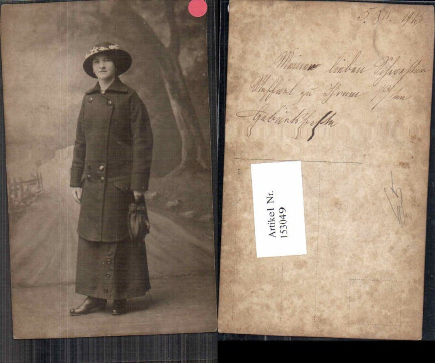 153049,Schöne Frau m. Hut handtasche Kleid