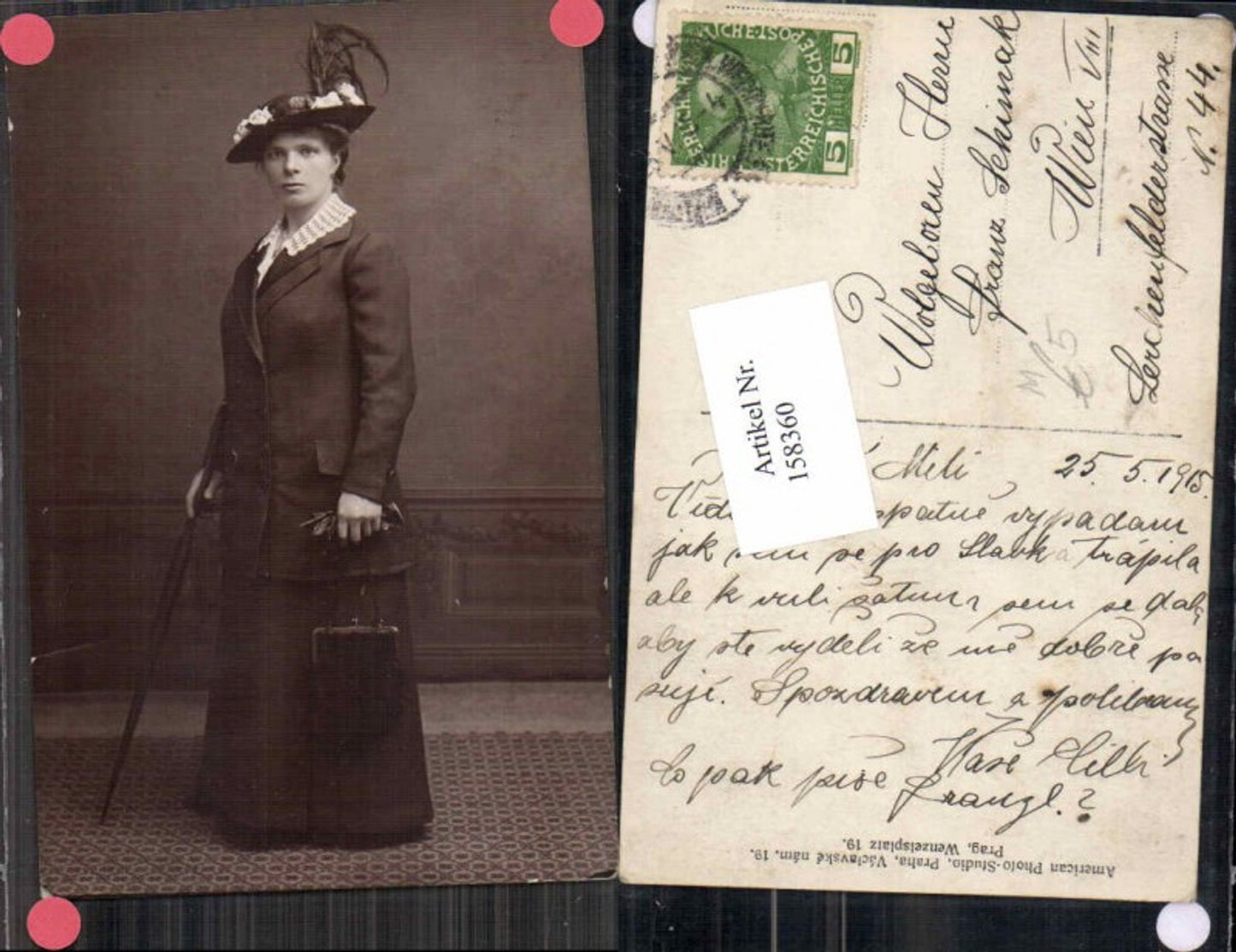 158360,Schöne Frau m. Hut Handtasche schirm