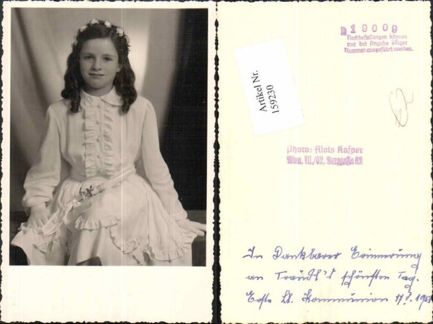 159230,girl with dress