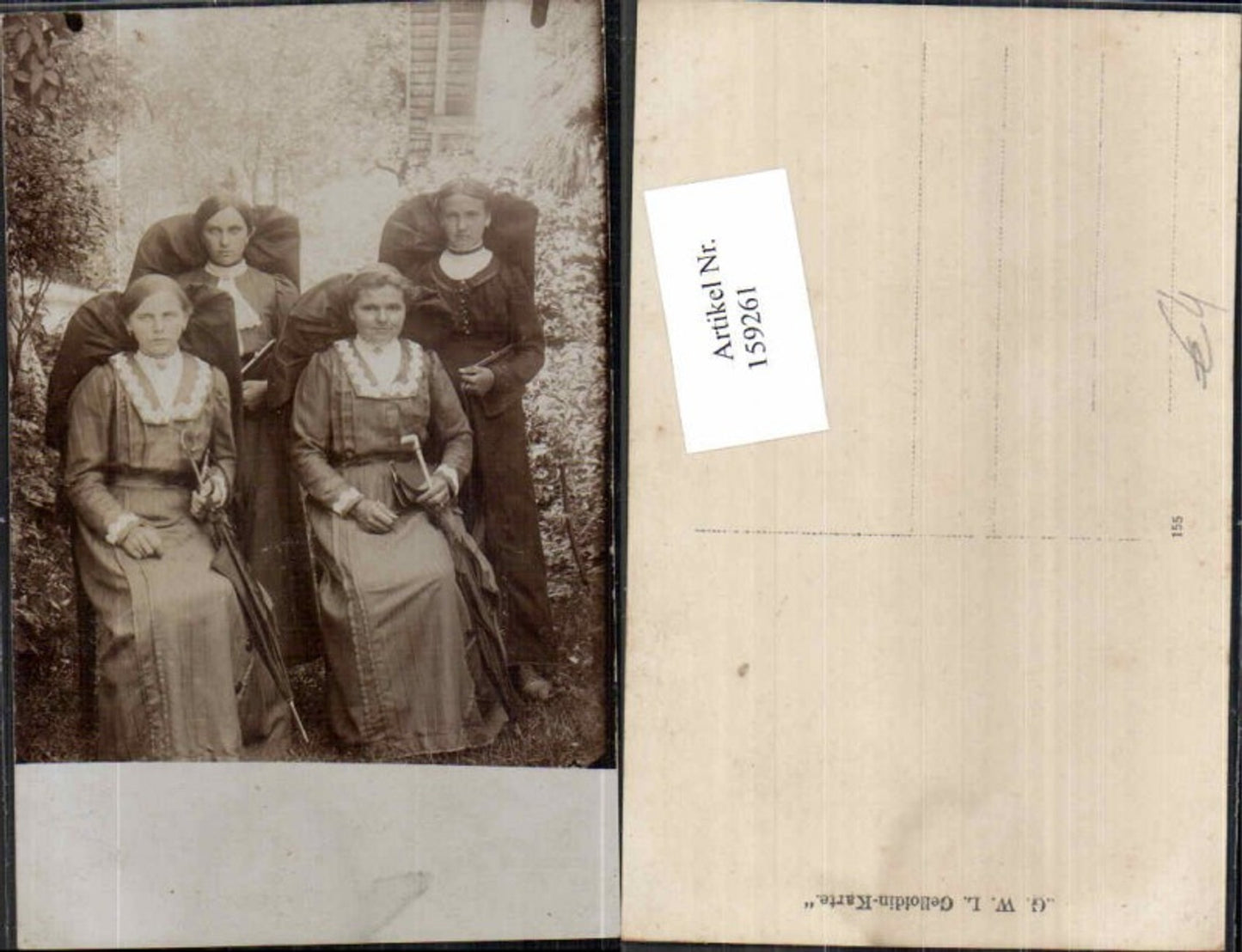 159261,Schöne Frau Robbe Tracht Schirm Innviertel Ried ?